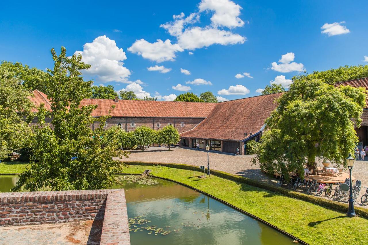 Landgoed Kasteel Limbricht Bed & Breakfast Exterior foto
