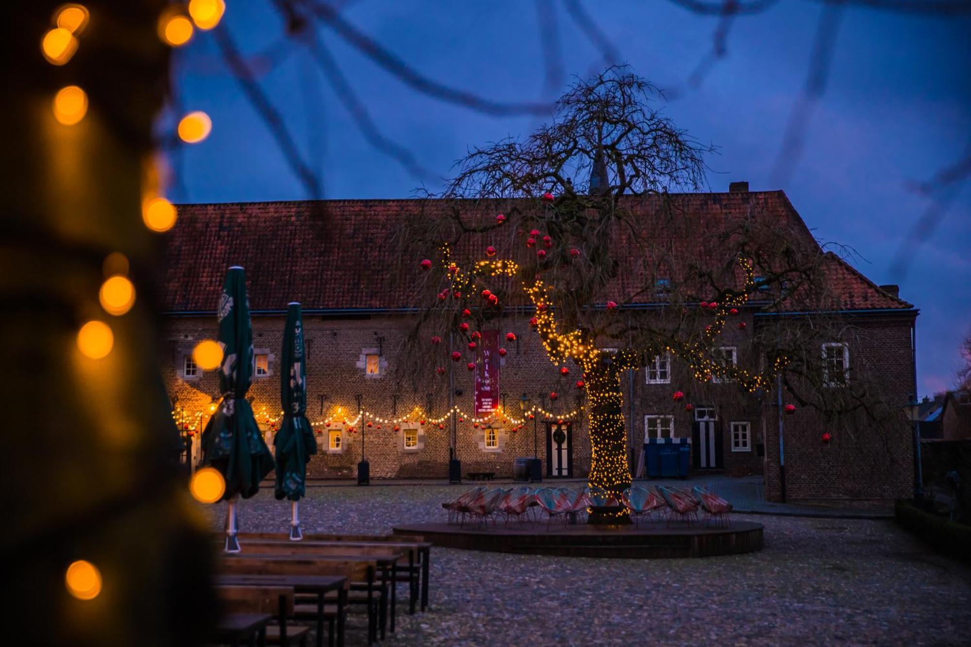 Landgoed Kasteel Limbricht Bed & Breakfast Exterior foto