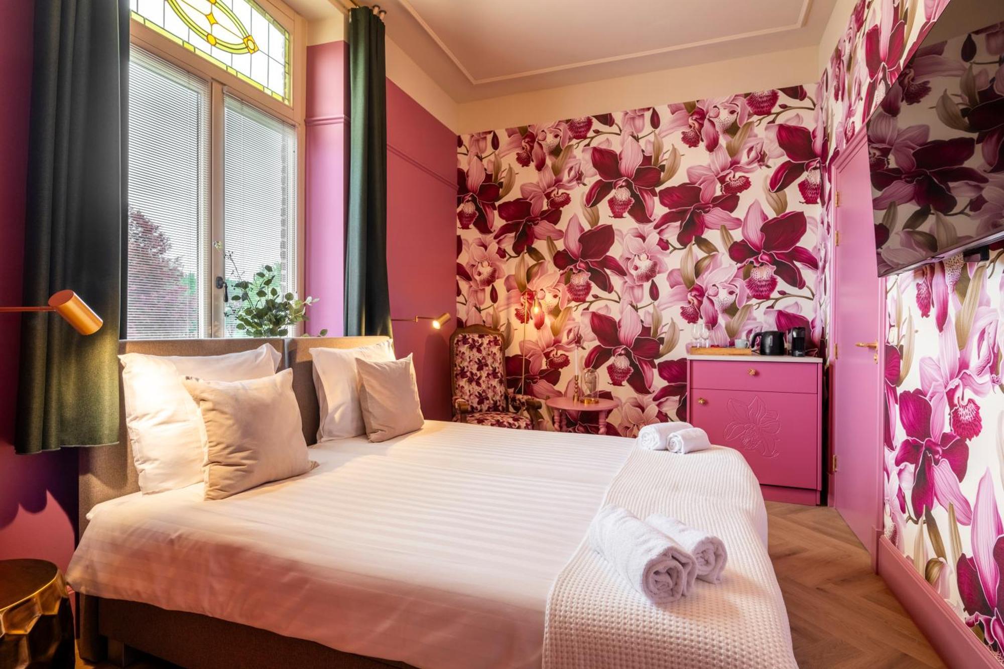 Landgoed Kasteel Limbricht Bed & Breakfast Exterior foto
